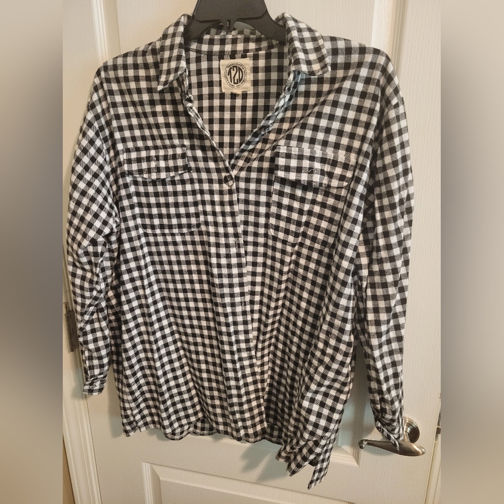 Black and white 3xl flannel Gingham button-up shacket